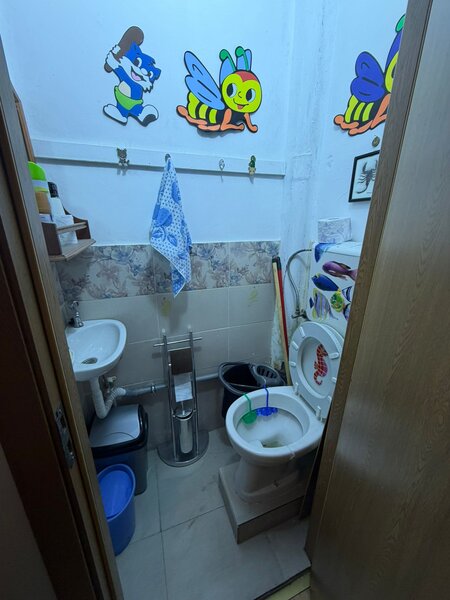 Titan, Piata Minis, bloc 1978, 74 mp,