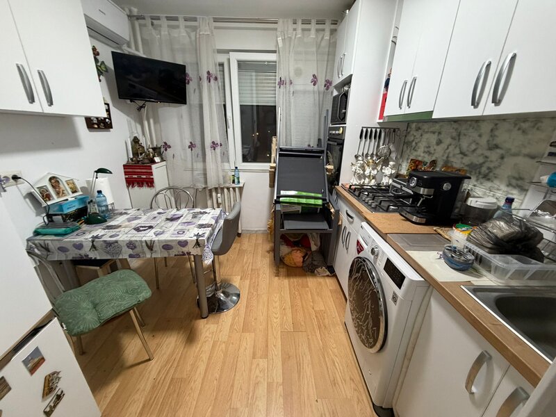 Titan, Piata Minis, bloc 1978, 74 mp,